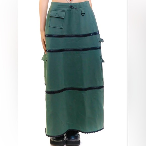 Tunnel Vision Olive Carmen 5-in-1 Convertible Cargo Skirt - Picture 1 of 11